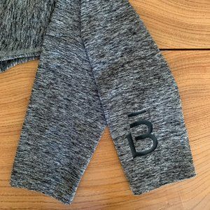 B3 x Beyond Yoga Gray Spacedye Capri Leggings Small